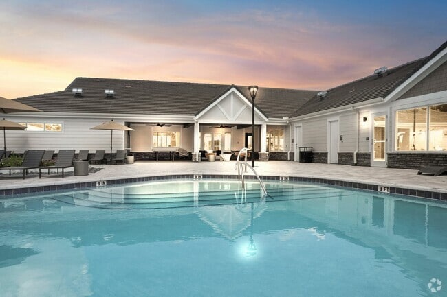 Building Photo - BLVD 2600 Rental