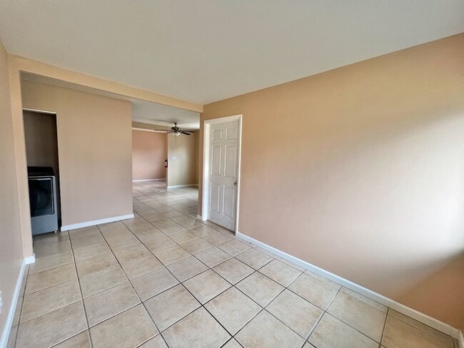 Photo - Move in special, free application! Cute Ho...