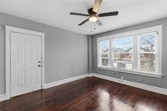 Photo - 4234 Dewey Ave Unidad 1N