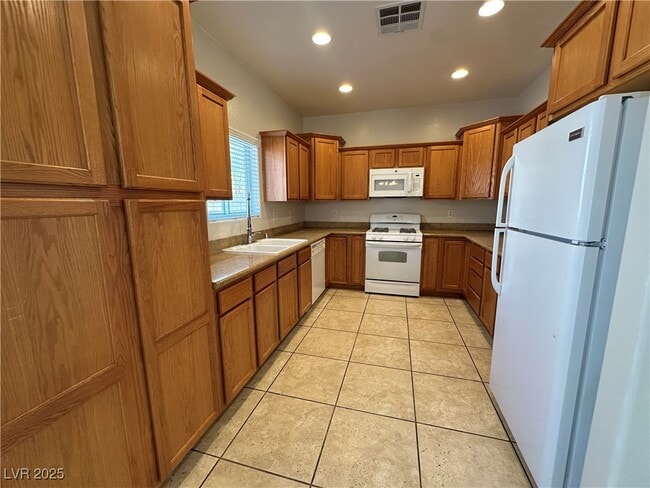 Building Photo - 5676 Rainbow Creek Ct Rental