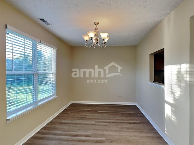 Photo - 6727 Wimbledon Dr