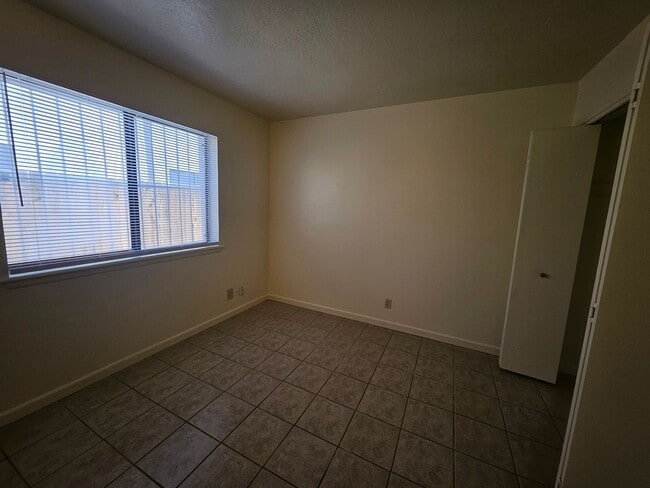Photo - Louisiana Blvd SE-1125 Unit 1125-B