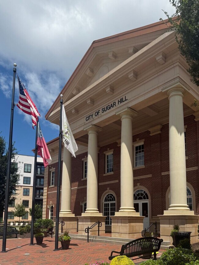 Photo - Downtown Sugar Hill Townhome - 2 bed/1.5 bath end unit