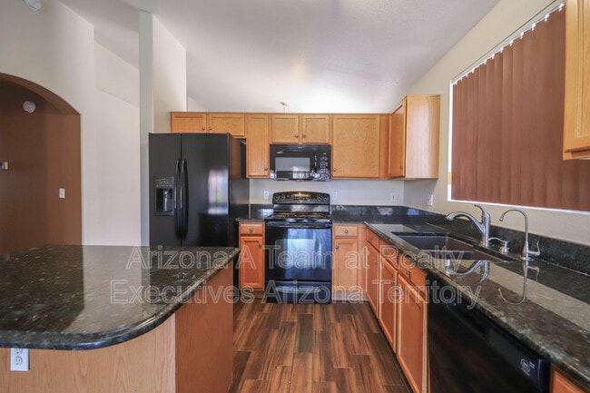 Building Photo - 8070 N Wild Aster Way Rental