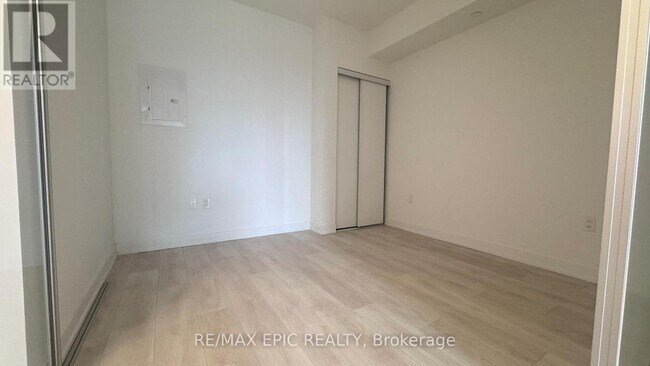 Photo - 117 Broadway Ave Unit 511