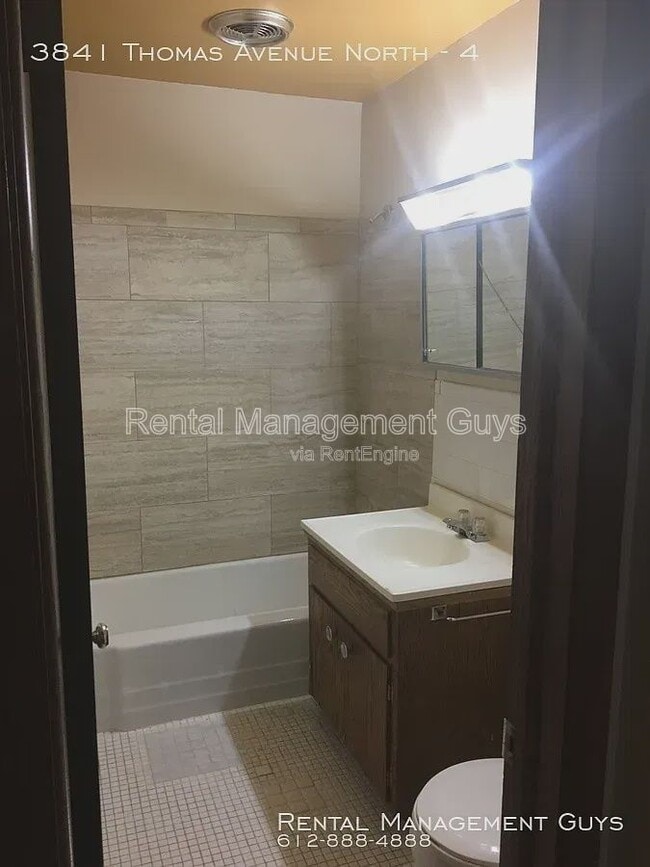 Photo - 3841 N Thomas Ave Unit 1