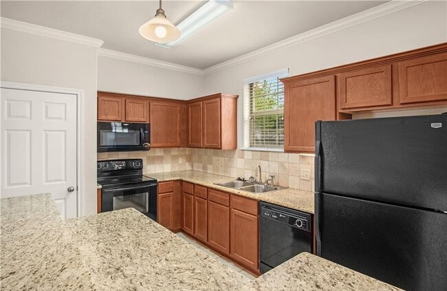 Photo - 304 Sterling St