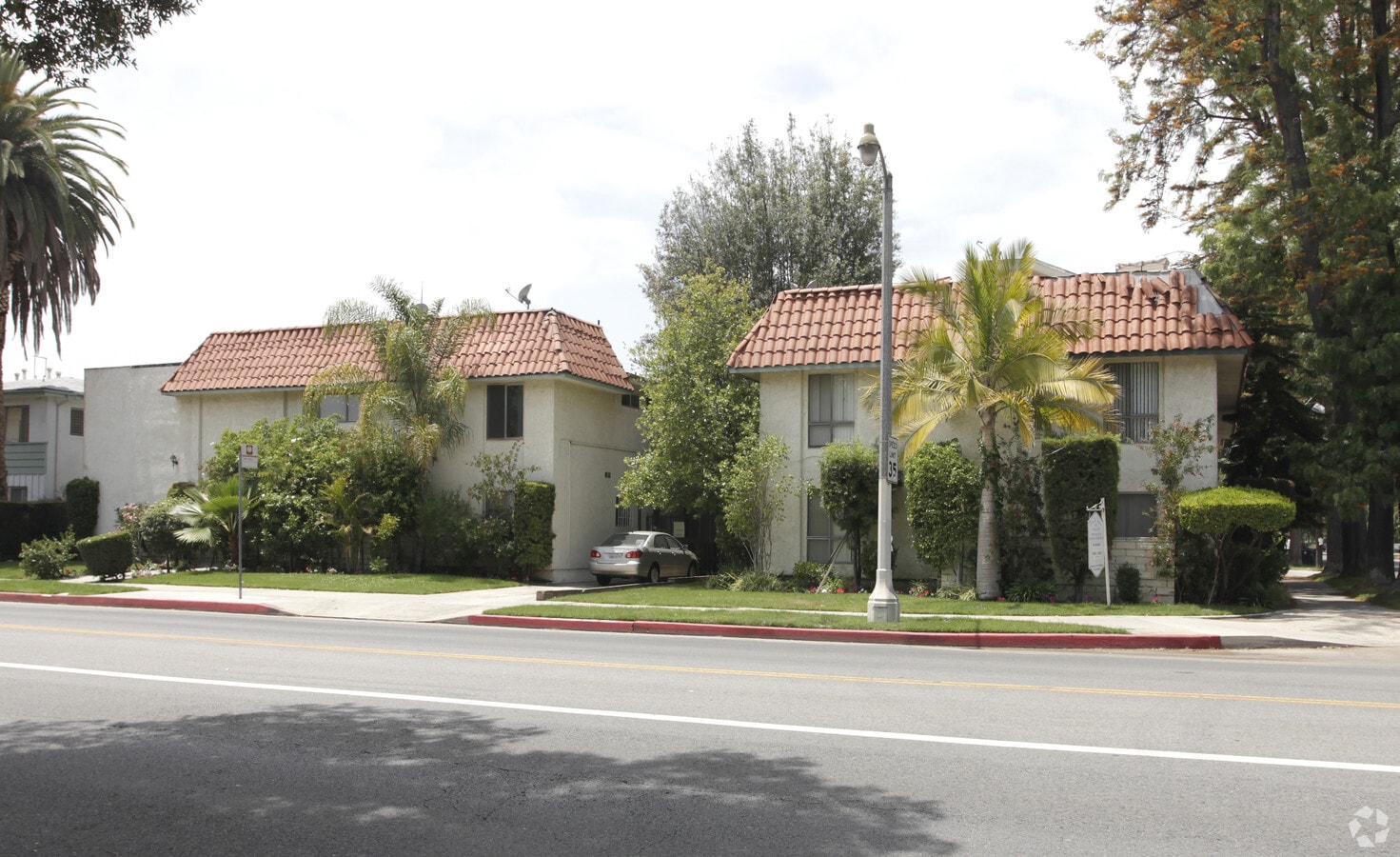 Primary Photo - 4251 Tujunga Ave Apartments