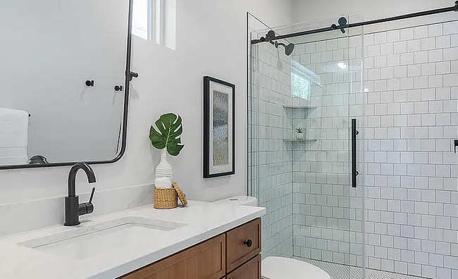 Photo - 5808 Knight St