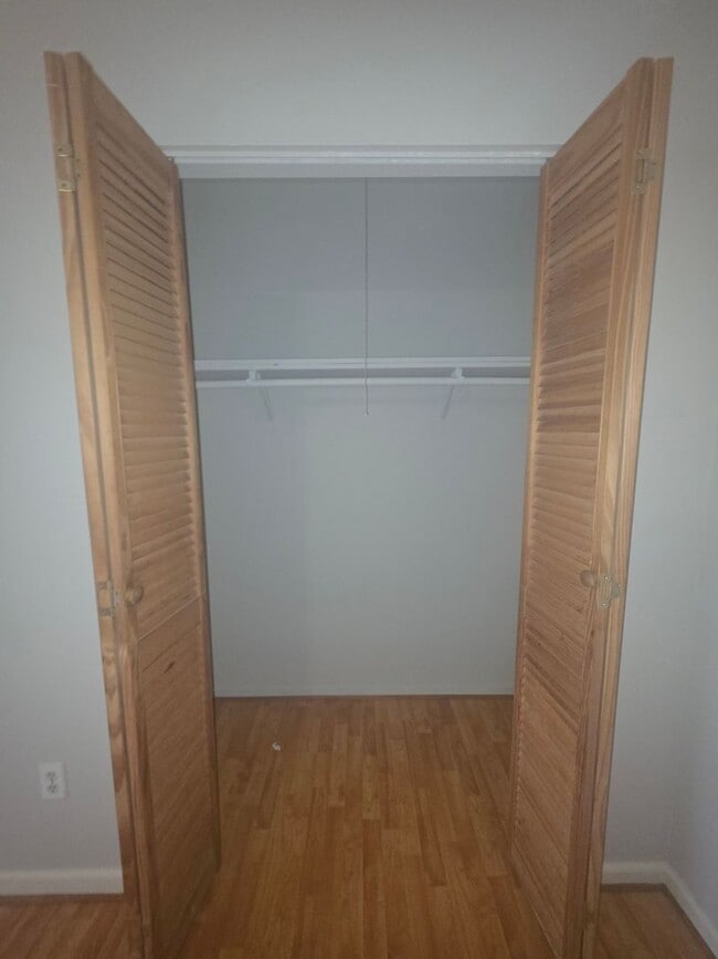 1407 Fernwood Glendale Rd Unit D
