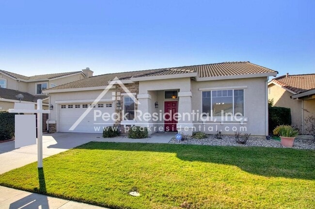 Building Photo - Wonderful 3bd/2ba Elk Grove Home with 2 Car Garage