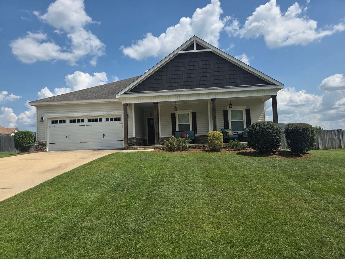 Photo - 188 Mayberry Way
