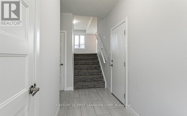 Photo - 3380 Singleton Ave