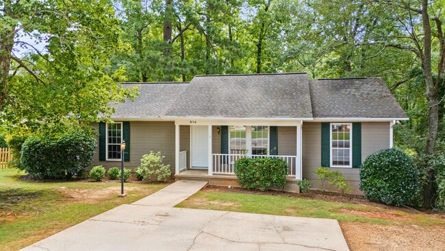 Photo - 814 N Gay St