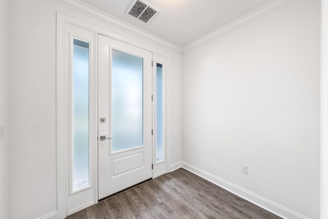 Photo - 106 Conifer Ct