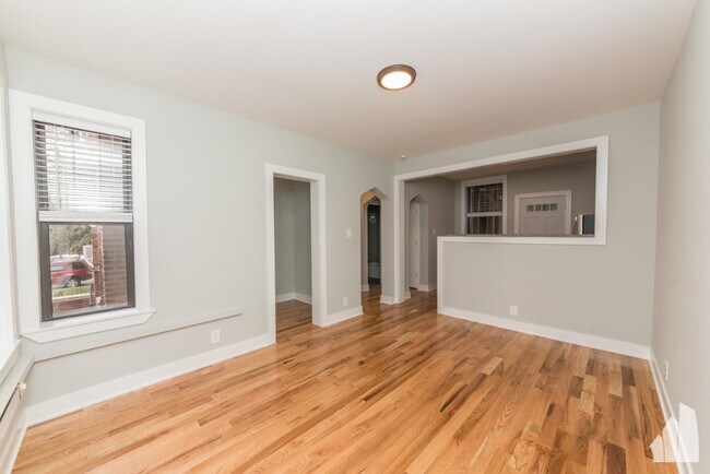 Photo - 4414 N Wolcott Ave Unit 4407-4411-gdn