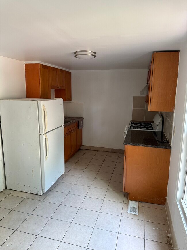 Photo - 49 Sedgewick St