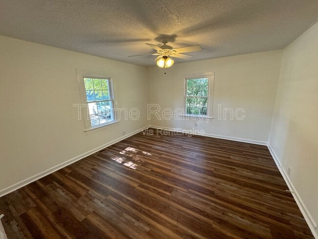 Photo - 4732 Nobles Mill Pond Rd