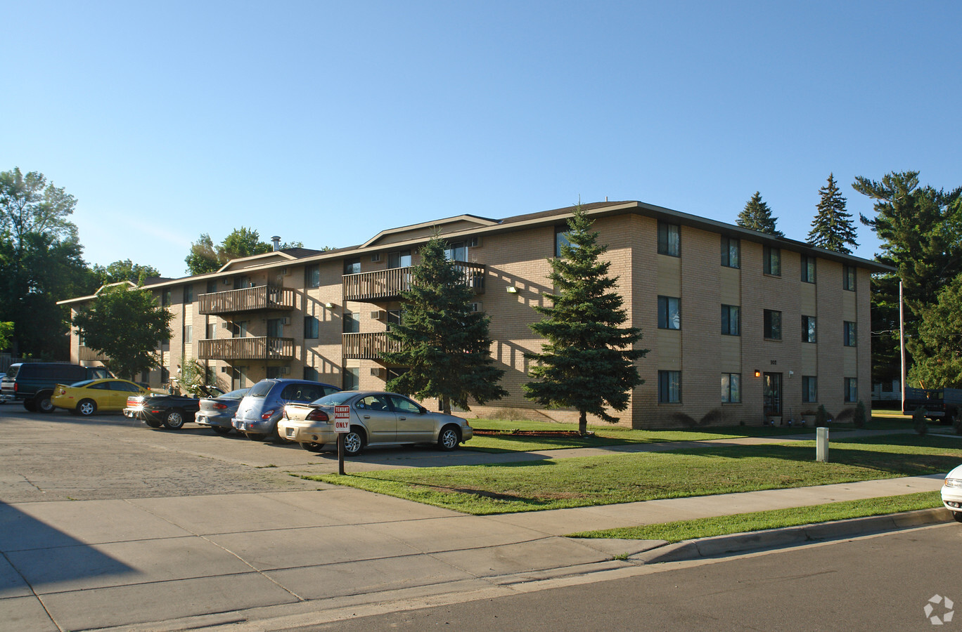 Isanti Village II - Isanti Village II Apartments