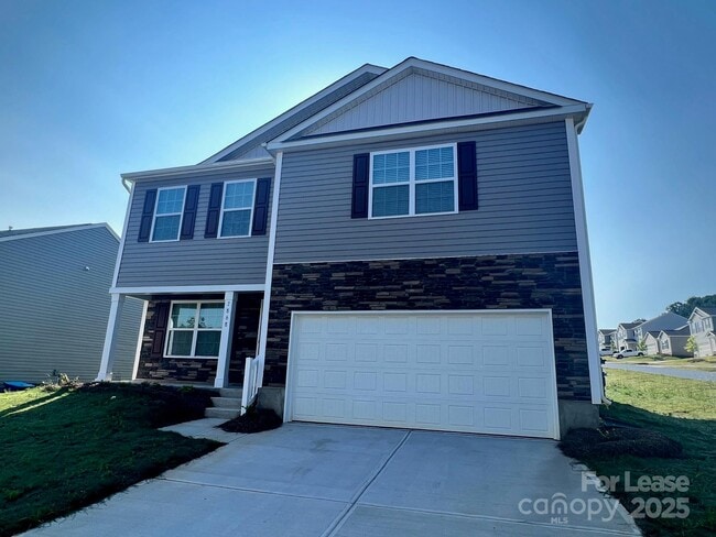 Building Photo - 7868 Whispering Strm Dr