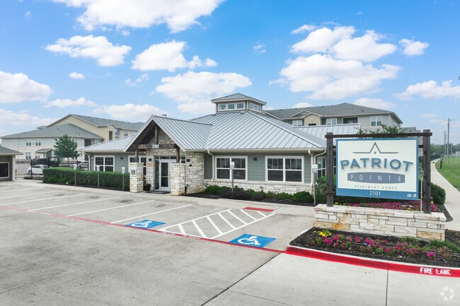 Building Photo - Patriot Pointe Rental