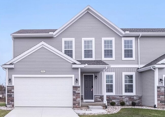 Building Photo - March Availability in Tiburon!