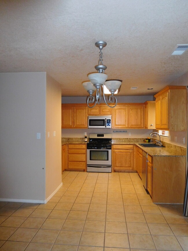 Photo - 7519 Treviso Ct NE