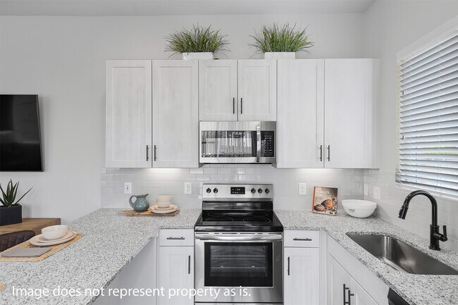 Photo - 7208 Rustle Rd