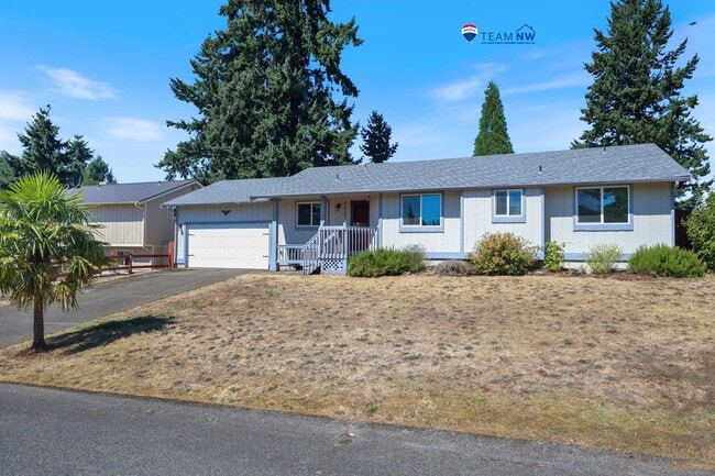 Building Photo - Move in ready - 3 bedrooms, 2 bath rambler... Rental