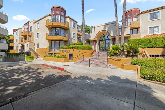 Building Photo - Regency at Encino Rental