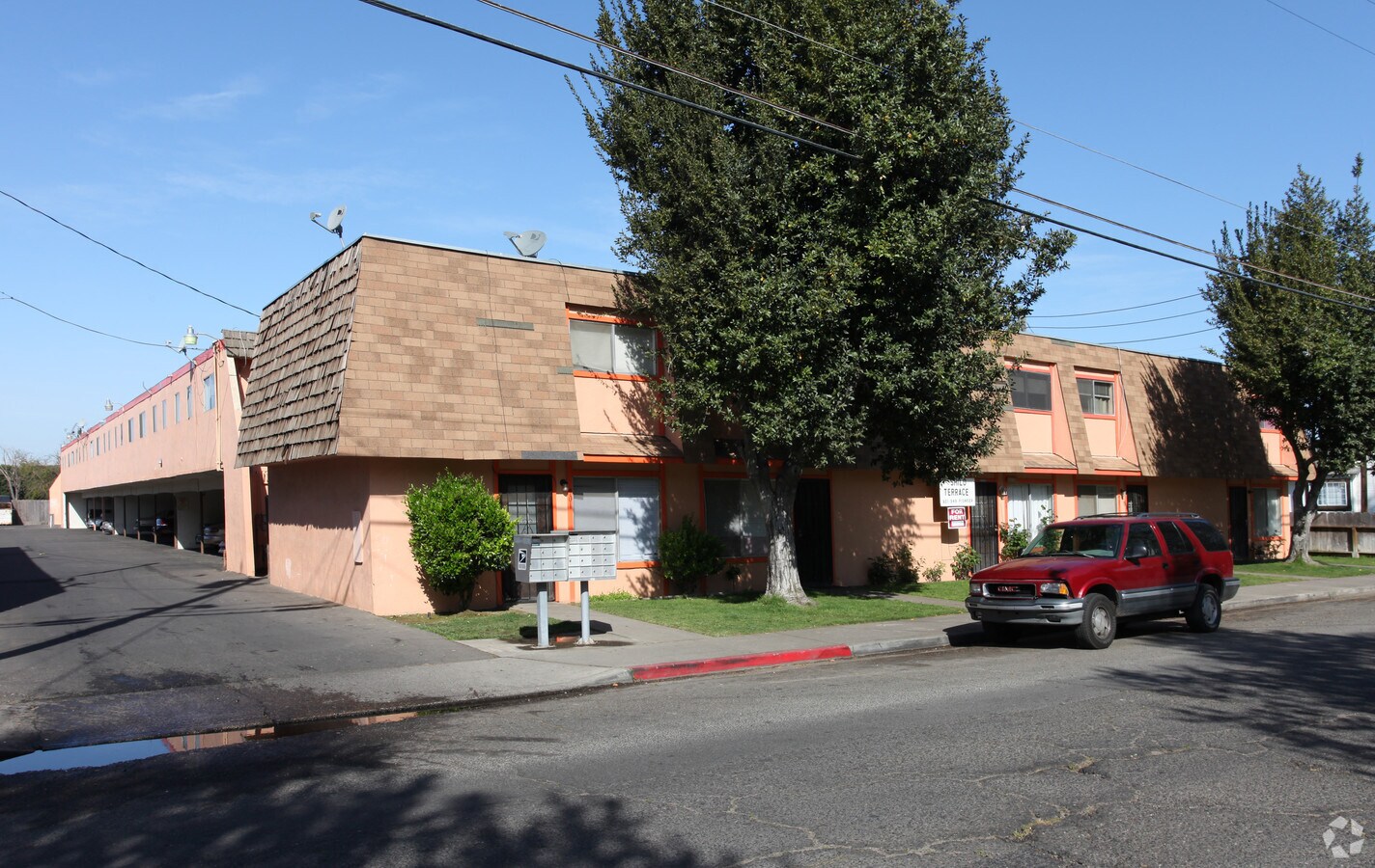 Shilo Terrace Apartments - Shilo Terrace Apartments