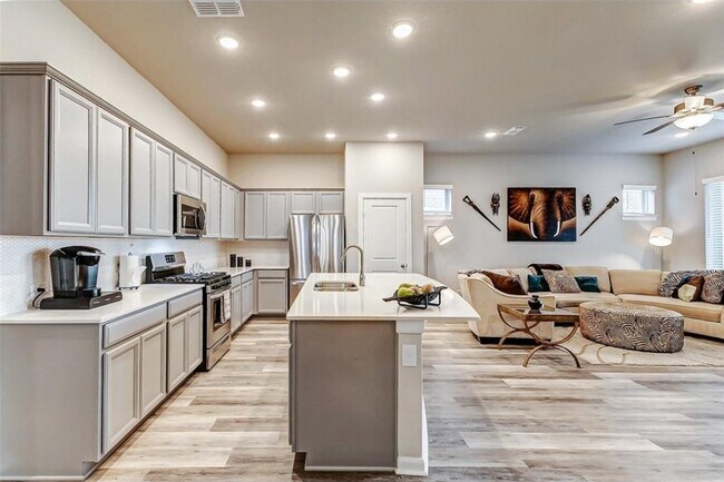 Photo - 5110 Morrison Dr