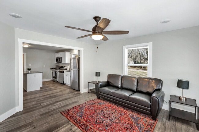 Photo - 2602 Holmes Ave NW