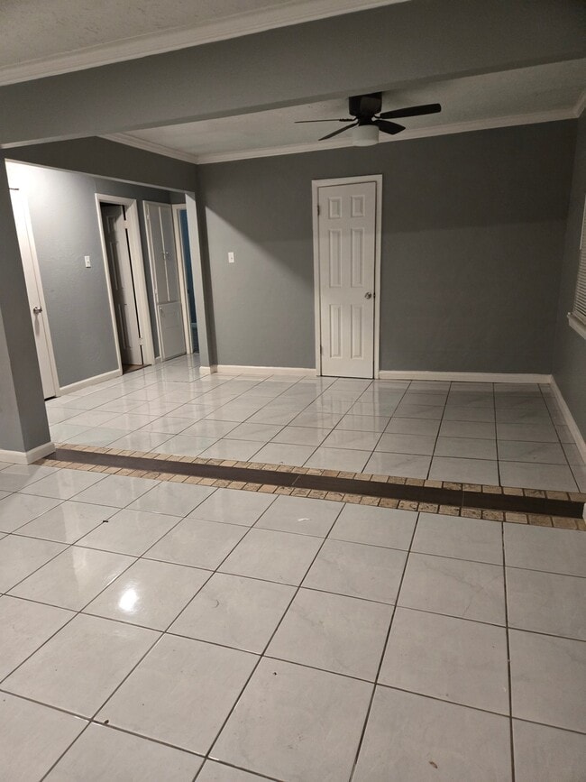 1717 Magnolia Dr