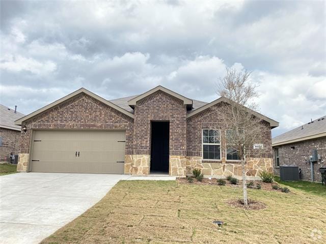 Building Photo - 3030 Sweetwater Dr Rental