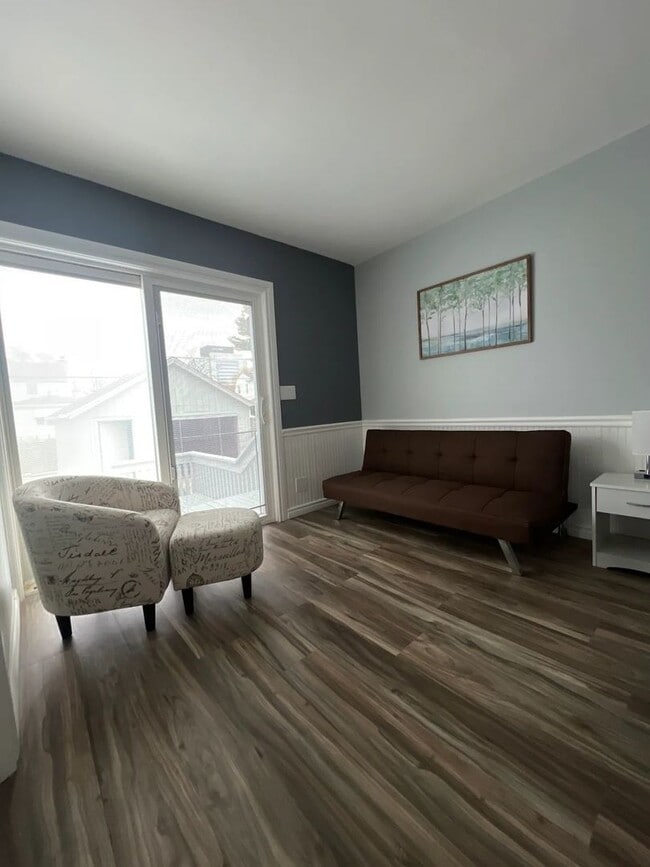 Photo - 2325 S 11th Ave