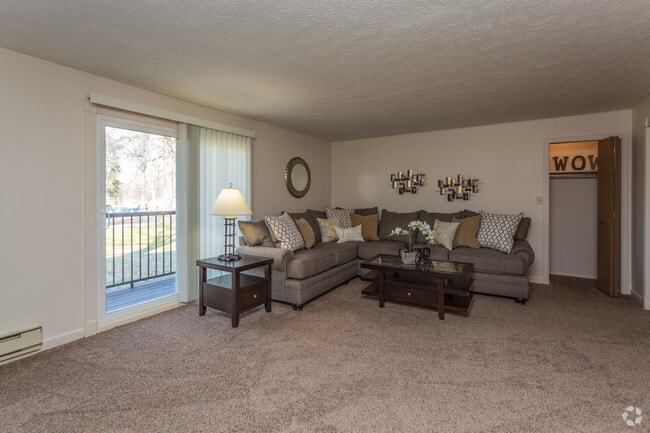 2BR, 1BA - Woodgate North