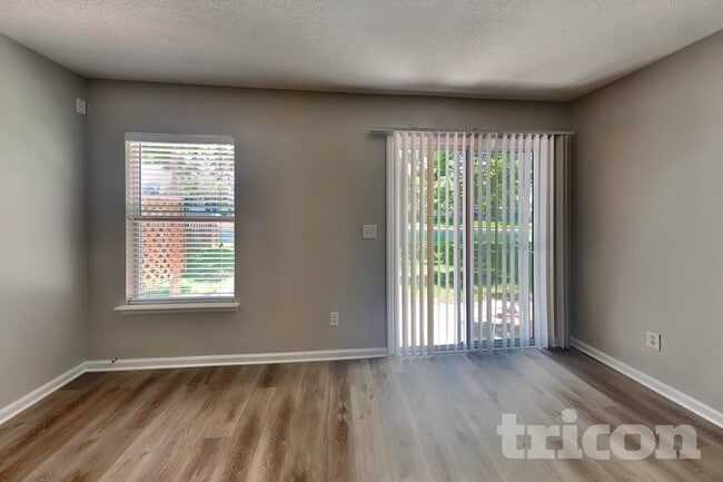 Photo - 137 Brays Island Ln