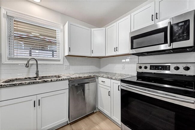Photo - 14793 Dutchmans Dr