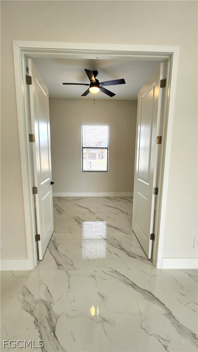 Photo - 4622 Gene Ave N