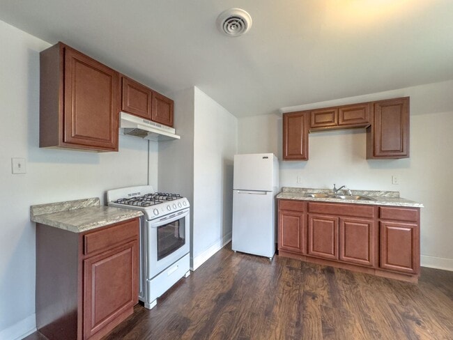Photo - 255 County St Unit Apt 3