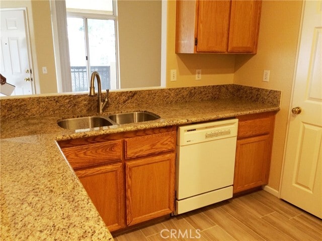 Photo - 58 Waxwing Ln