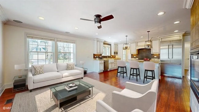 Photo - 187 Forest St