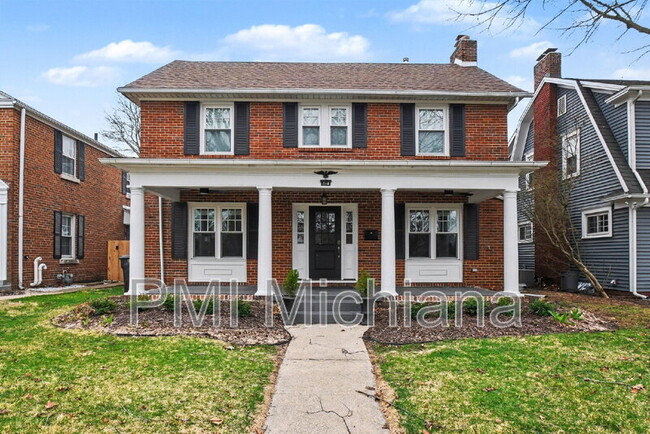 Building Photo - 314 E Angela Blvd