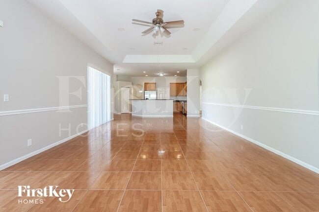 Photo - 562 SW Dairy Rd