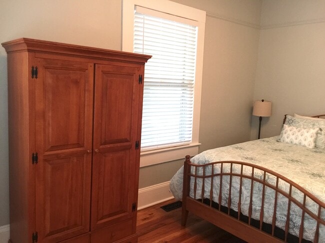 Photo - 1310 Hyman Ave
