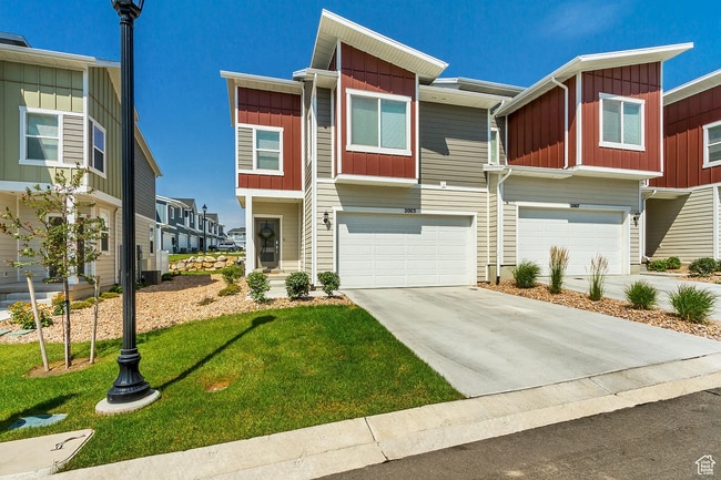 Photo - 2003 Red Yearling Dr