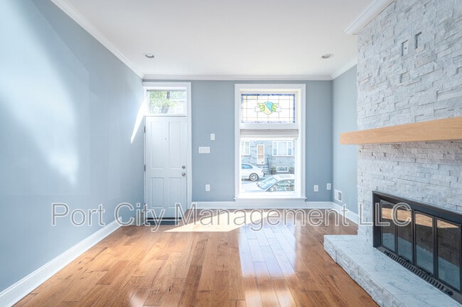 Photo - 724 S Ellwood Ave