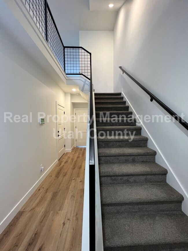 Photo - Big Townhome in American Fork