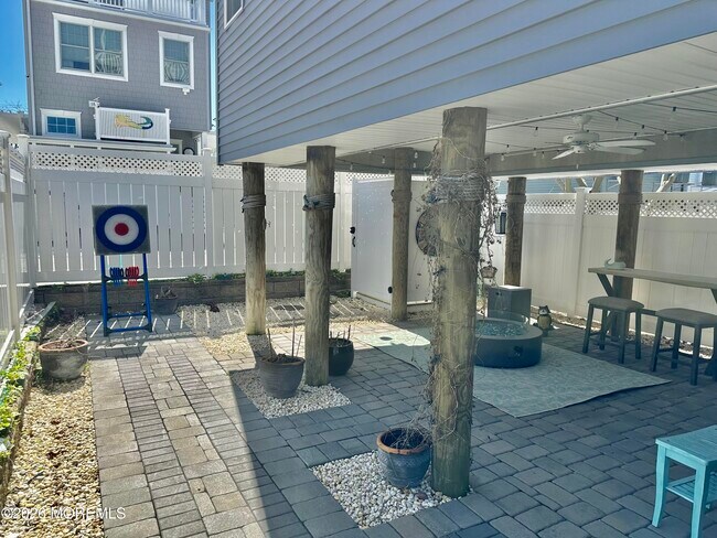 Photo - 235 Sherman Ave